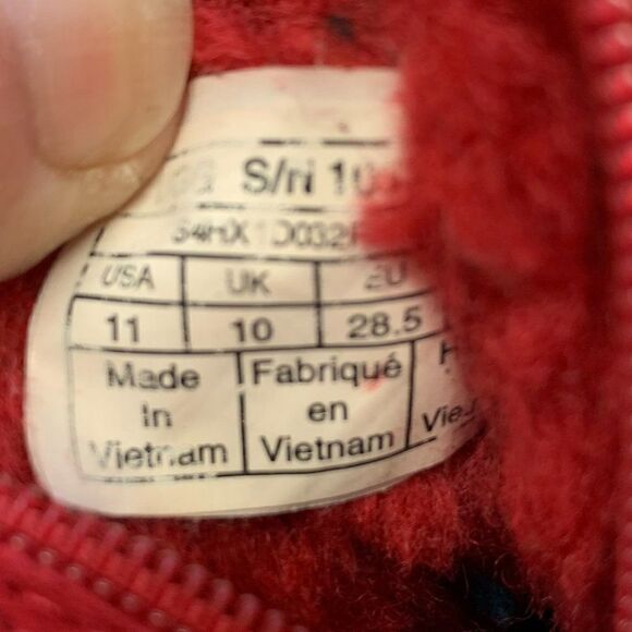 UGG Red Boots Kids Size 11 - Picture 2 of 6